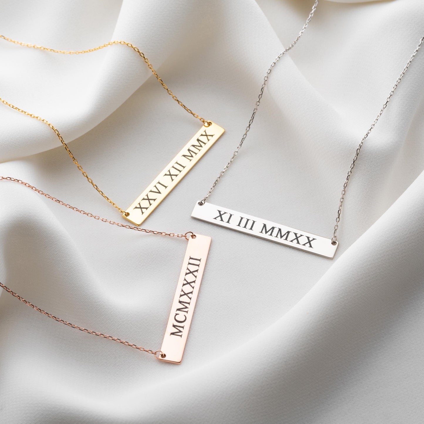 Roman Numeral Date Bar Necklace, Custom Gold Silver Nameplate Jewelry, Initial Number Necklace, Personalized Gift for Her, Name Bar Pendant.