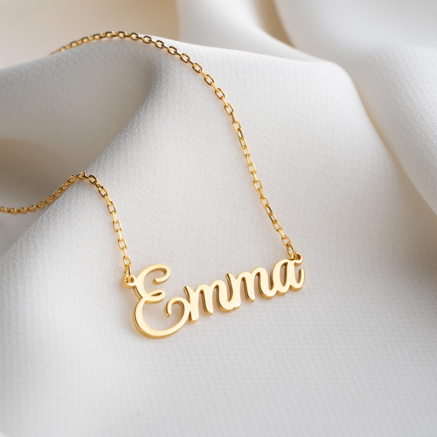 Personalized 925 Sterling Silver Name Necklace - Custom Gift for Women in Gold or Silver, Unique Jewelry for Special Occasions