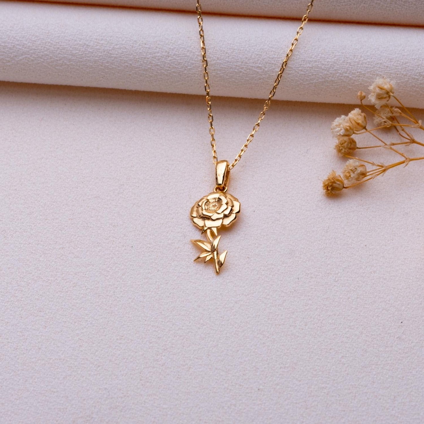 Marigold Flower Necklace, Birth Flower Jewelry, Custom Pendant, Personalized Charm Necklace, Birthstone Necklace, Best Friend & Mom Gift