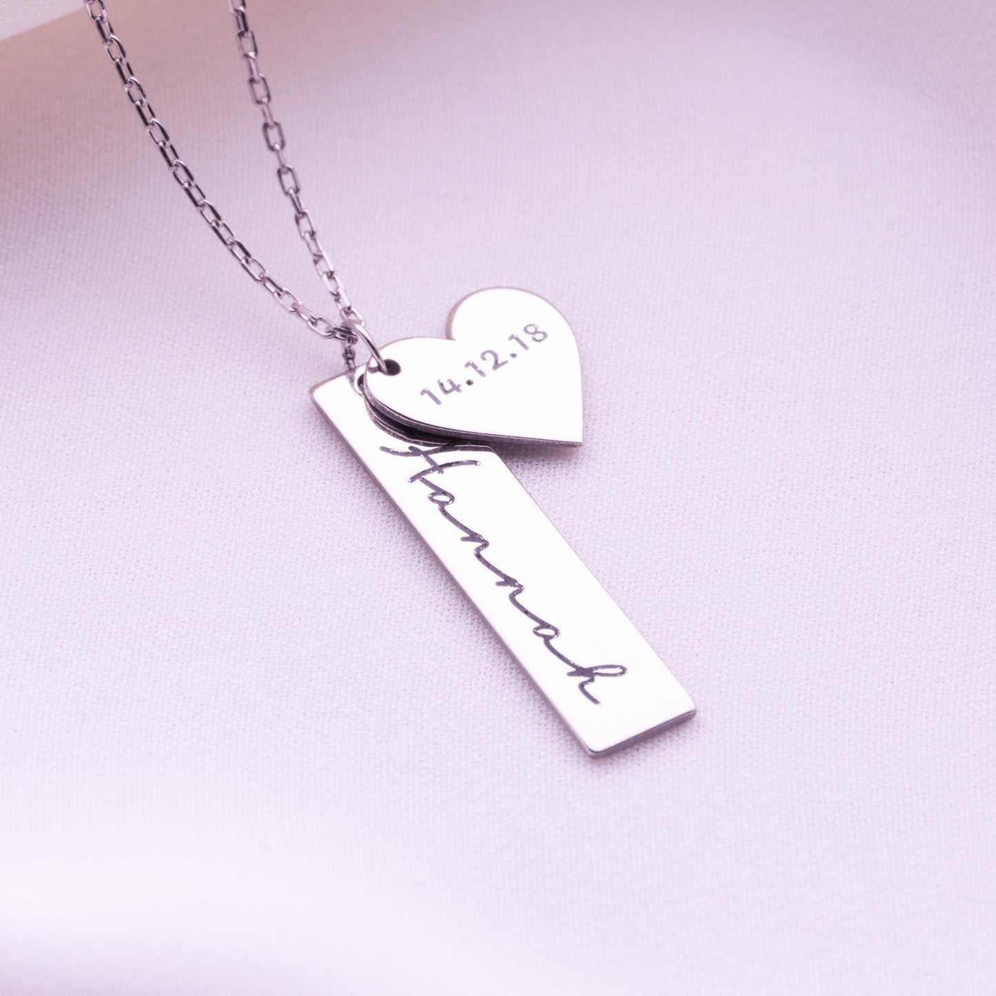 Heart Bar Necklace – Custom Nameplate, Mama Necklace, Personalized Heart Charm, Bar Jewelry Gift for Her, Name Bar Necklace for Women