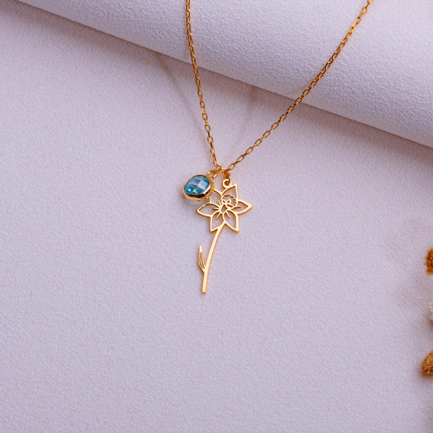 March Daffodil Birth Flower Necklace - Aquamarine Birthstone Necklace • Floral Jewelry Gift • March Birthday Flower Birthstone Necklace