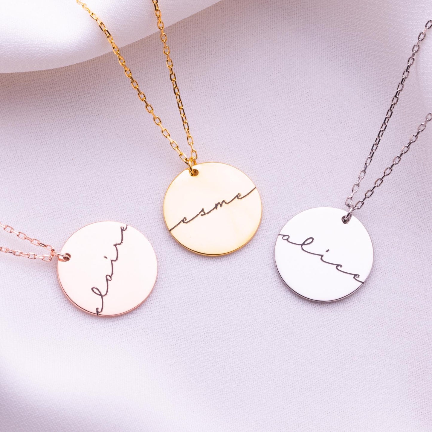 Personalized Locket Necklace – Gold Locket, Custom Jewelry Gift for Her or Him, Anniversary, Birthday, Thoughtful Personalized Gift Idea