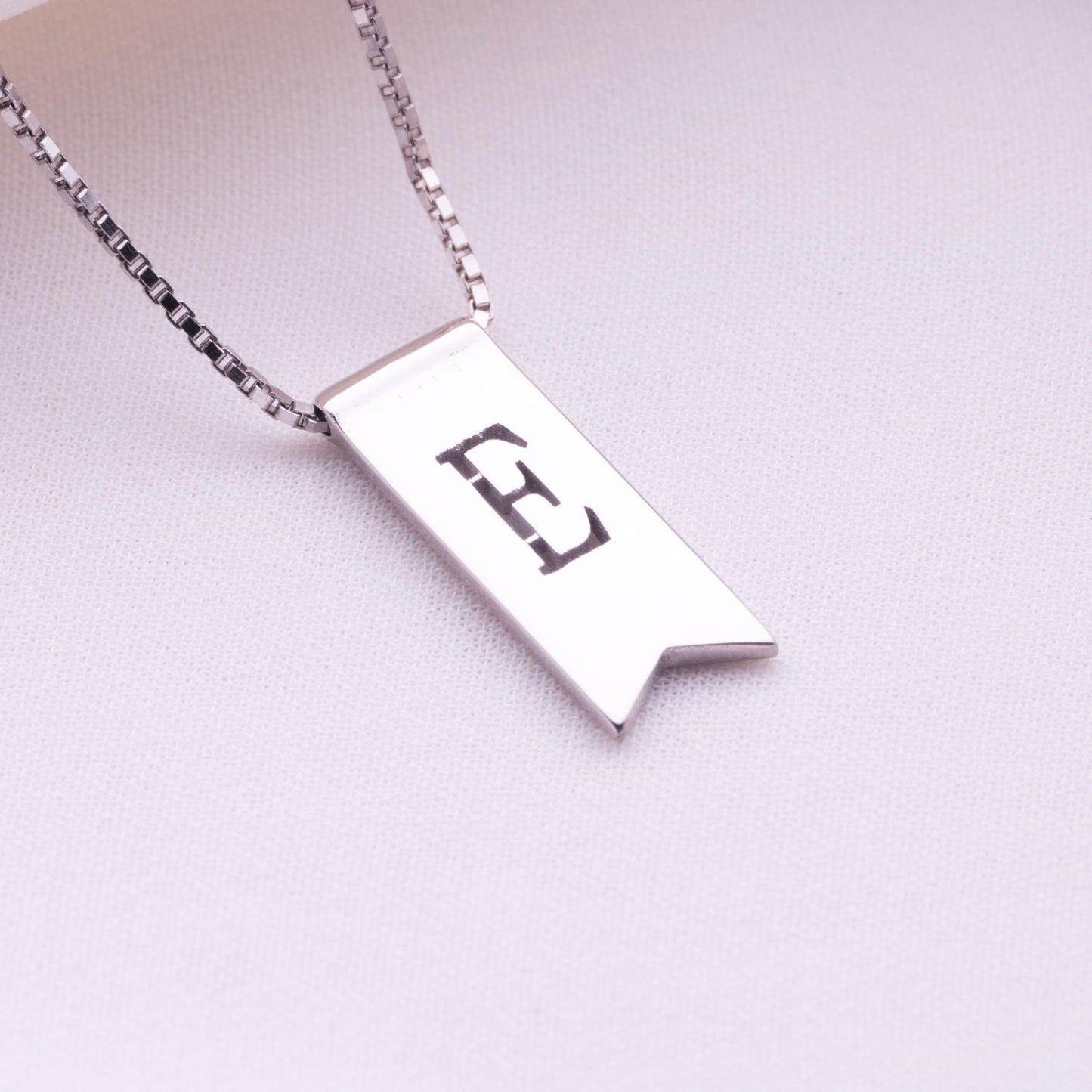 Flag Necklace - Personalized Initial Necklace, Engraved Monogram Pendant, Minimalist 14K Gold Jewelry, Graduation Gift,Birthday Gift for Her