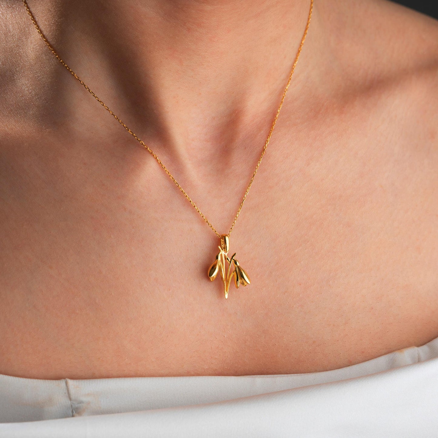 Snowdrop Necklace - Gold Birth Flower Necklace, Minimalist Birthflower Jewelry, Silver Flower Necklace, Birth Month Gift, Personalized Gifts