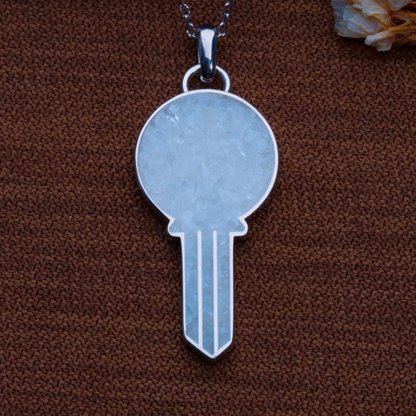 Moonstone Key Necklace –Gold Key Charm with Moonstone Pendant,Handmade Gemstone Jewelry,Crystal Necklace Gift for Her,Moonstone Jewelry Gift
