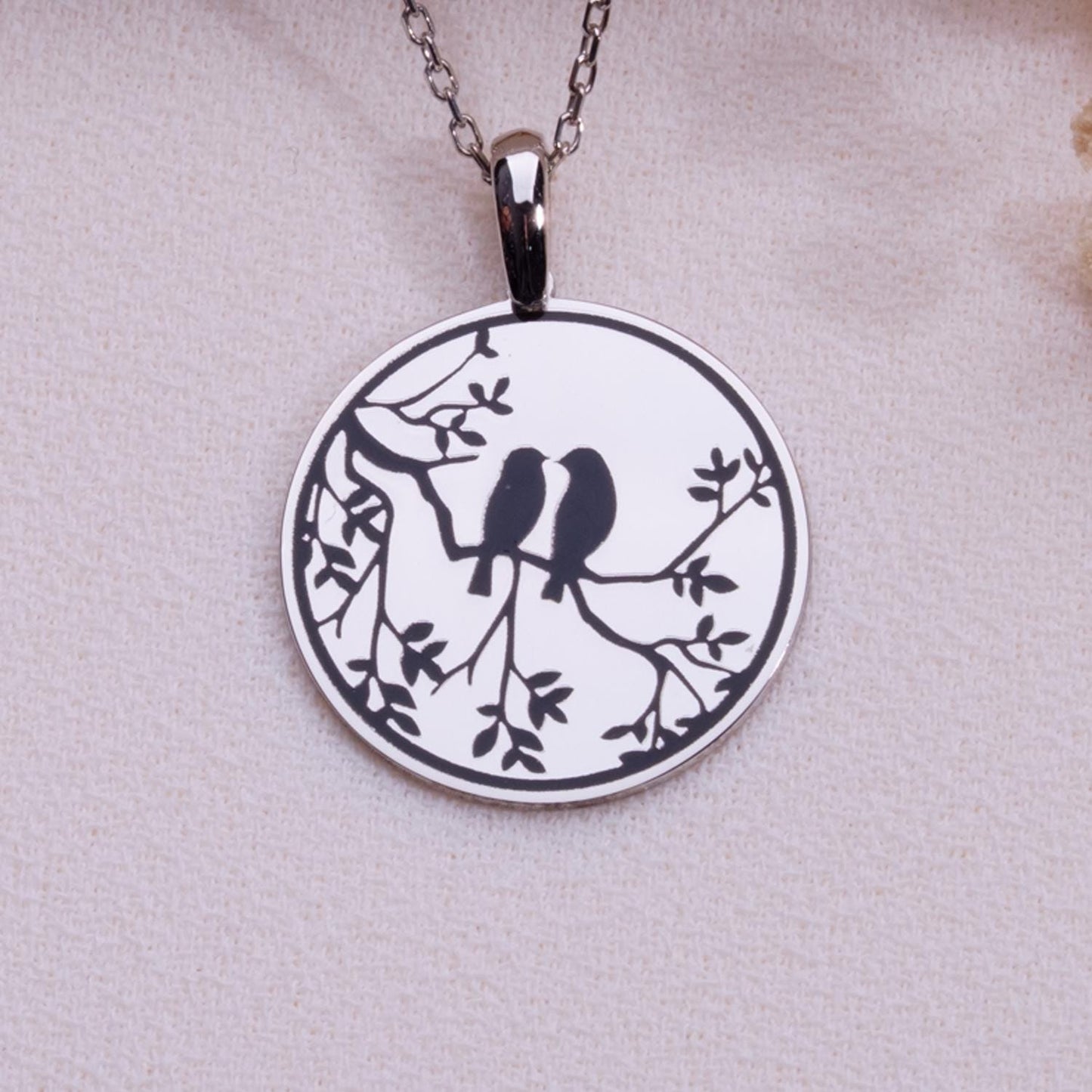 Love Birds Necklace–Dainty Couples Pendant,Custom Bird Necklace,Unique Anniversary Jewelry, Delicate Statement Necklace,Animal-Inspired Gift