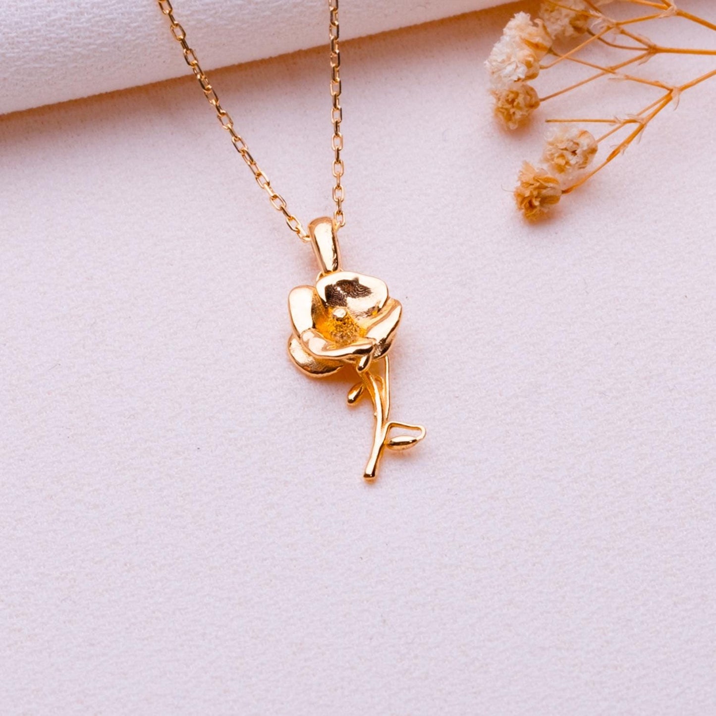 Poppy Flower Necklace • California Poppy Pendant • Birth Month Flower Jewelry•Personalized Gift for Her•Nature Birthflower Necklace Jewelry