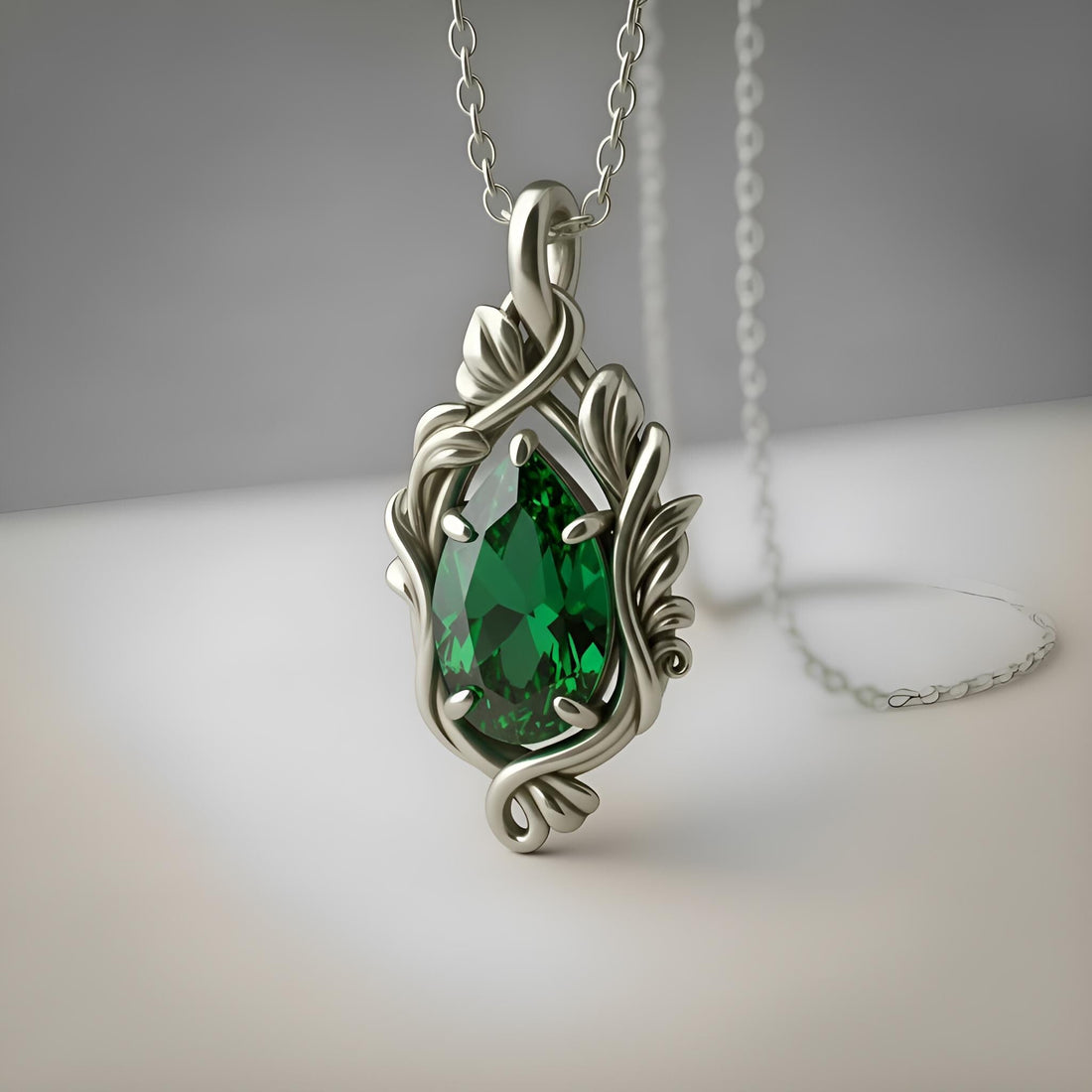 Emerald Teardrop: History, Meaning, and Jewelry Symbolism