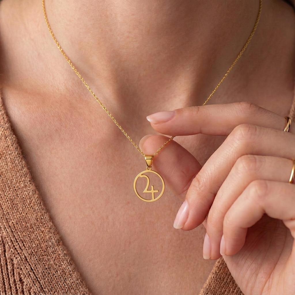 Jupiter Symbol: History, Meaning, and Jewelry Symbolism