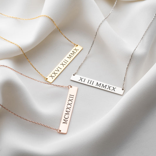 Roman Numeral Date Bar Necklace, Custom Gold Silver Nameplate Jewelry, Initial Number Necklace, Personalized Gift for Her, Name Bar Pendant.