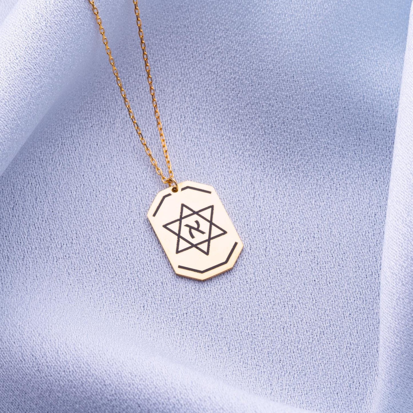 Star of David pendant, Silver Plate Pendant, Dainty Tiny Jewish Jewelry, Israeli Hebrew Necklace for Women, Religious Hanukkah Gift