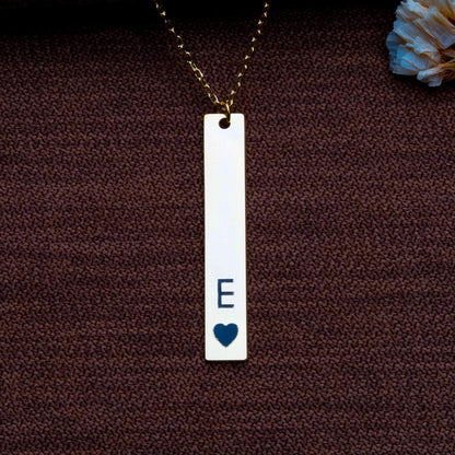 Custom Initial Bar Necklace – Personalized Gold Pendant with Letter & Heart,Vertical Name Tag Jewelry Gift for Her,Minimalist Engraved Charm