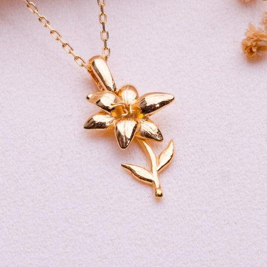 Lily Flower Necklace • Gold Birth Flower Pendant -Lily Jewelry Gift for Her-Birthflower Necklace-Flower Girl Gift-Floral Birth Month Jewelry