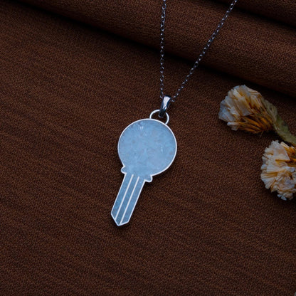 Moonstone Key Necklace –Gold Key Charm with Moonstone Pendant,Handmade Gemstone Jewelry,Crystal Necklace Gift for Her,Moonstone Jewelry Gift