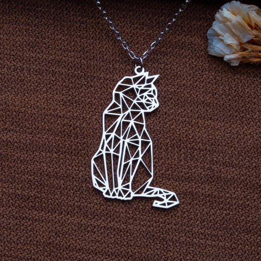 Geometric Cat Necklace – Minimalist Polygon Cat Pendant, Sterling Silver Animal Jewelry, Origami Cat Lover Gift, Modern Pet Necklace for Her