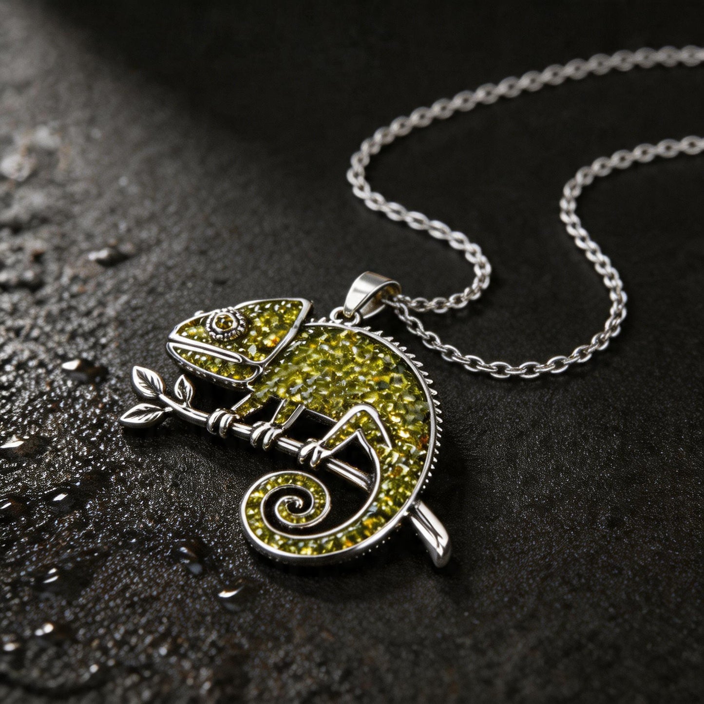 Peridot Chameleon Necklace | 925 Sterling Silver Animal Jewelry | Minimal Color Changing Design | Gift for Creative Souls
