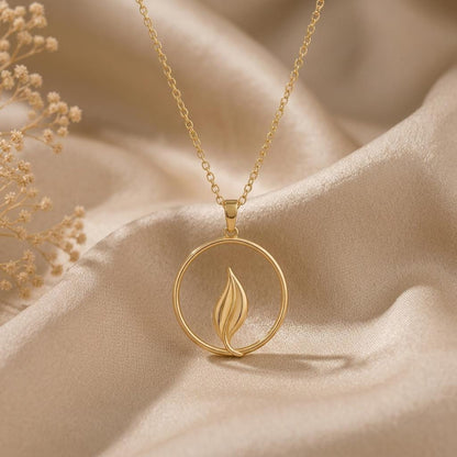 Halo Leaf Necklace | 925 Sterling Silver | Nature Inspired Design | Meaningful Gift for Her
