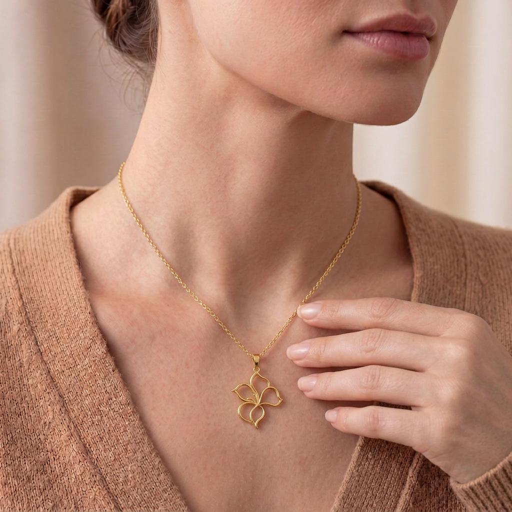 Velvet Petal Pendant | 925 Sterling Silver | Delicate Floral Design | Thoughtful Gift for Her
